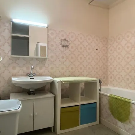 Bel Air - Centre Proche Commerce Et Mae-2441 * ポミシェ